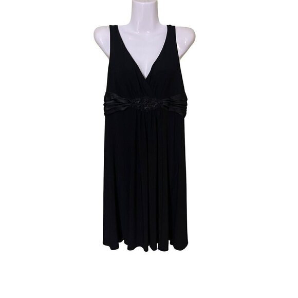 Jones Wear Dress Dresses & Skirts - Jones Wear  Babydoll Dress 12 Black LBD Cruise Event  V-Neck‎ Empire   Coquette